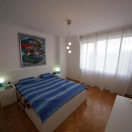 Tania Apartment